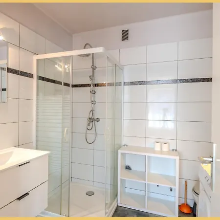 Apartment Le Chateau Rouge I T1 37m2 I *