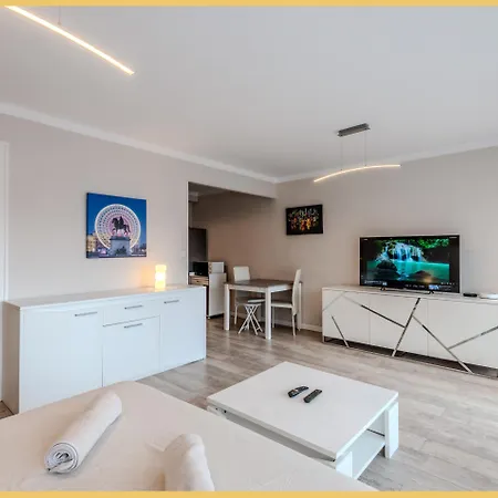 Le Chateau Rouge I T1 37m2 I Apartment Annemasse