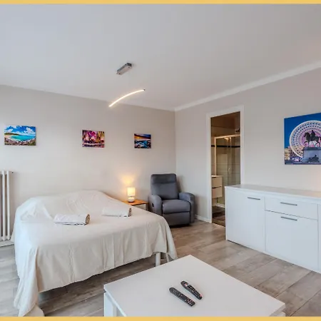 Apartment Le Chateau Rouge I T1 37m2 I Annemasse